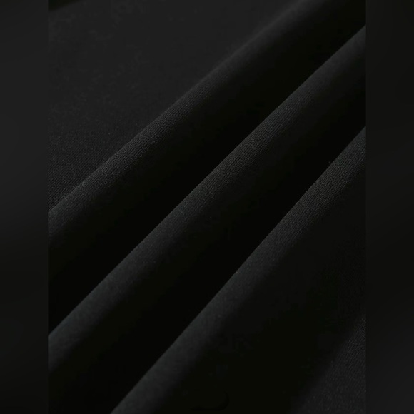 Causal Crew Neck Pullover Sweatshirts Solid Black or White - Picture 9 of 11